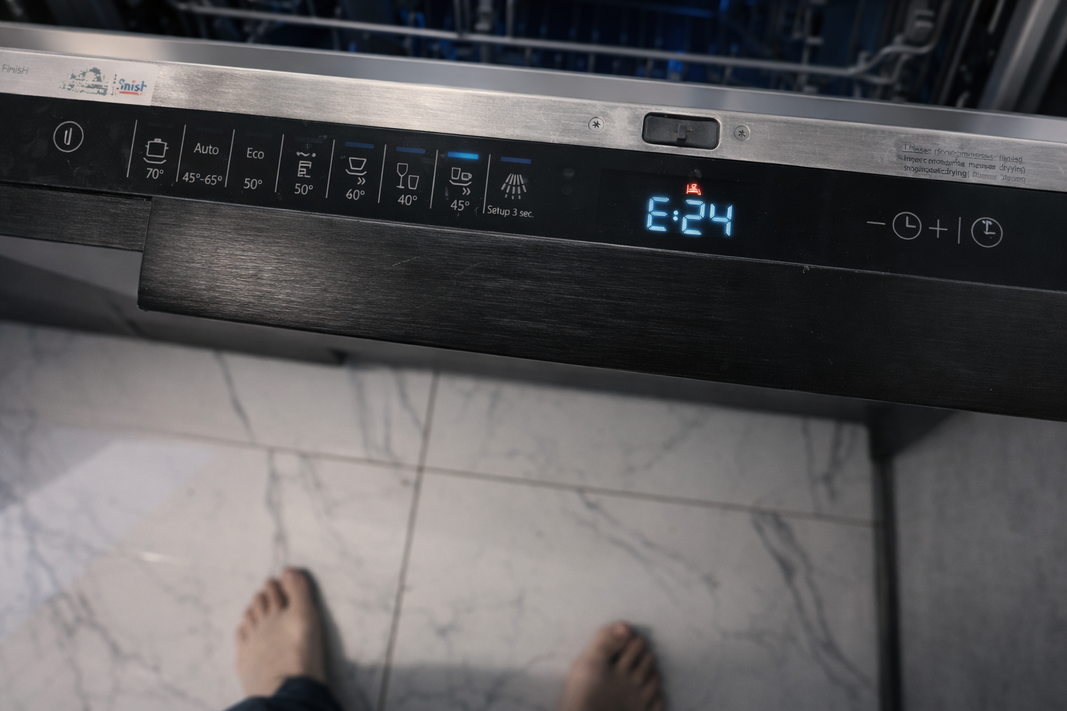 Dishwasher error code E:24 on the display